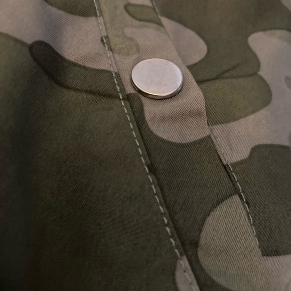 Others Follow Camouflage Jacket - Picture 4 of 7